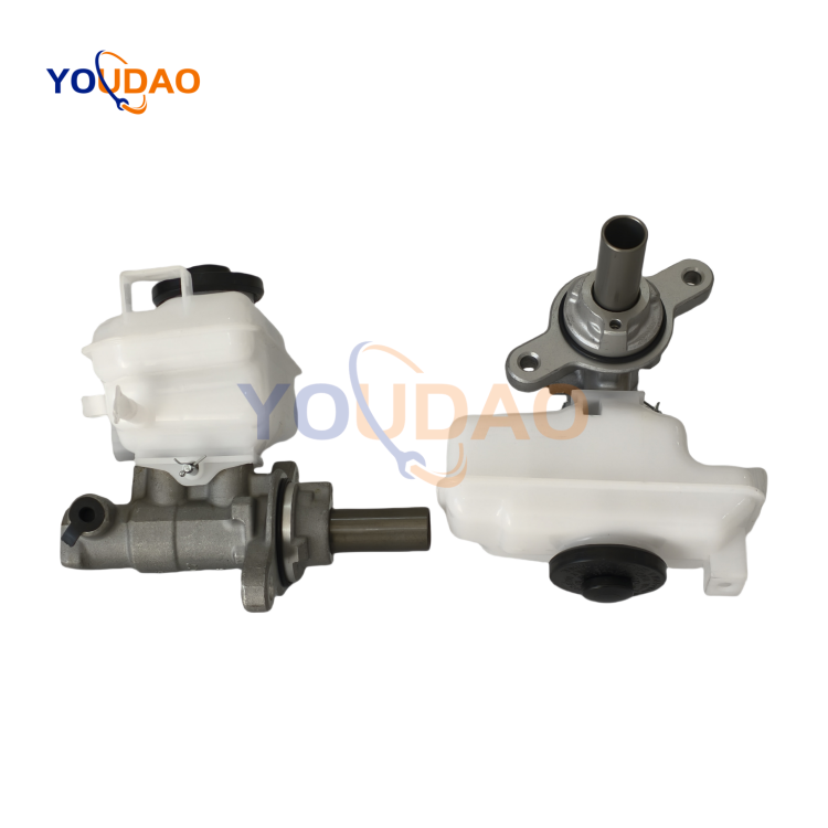 12MM 4720126830 RHD 1KD 2TR Engine Hot Selling Wholesale Auto Parts Brake Master Cylinder 47201-26830
