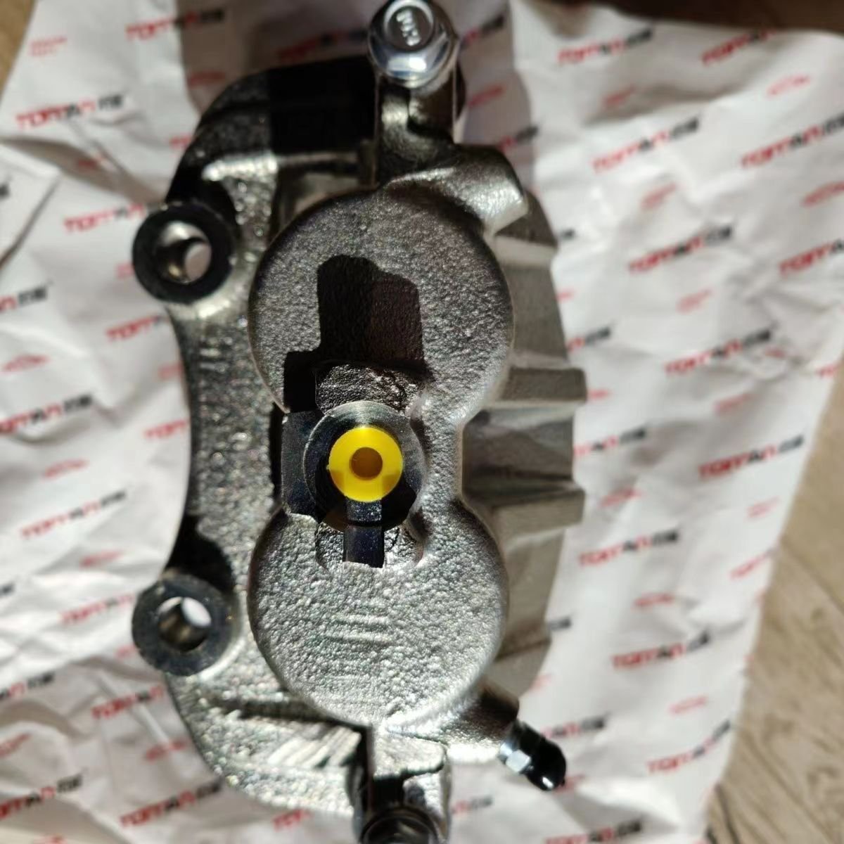 Dongfeng Yuxuan Front Brake Cylinder 41001YN000 41011YN000 C24