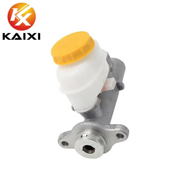 Brake Master Cylinder for Nissan PICK up (D22) OEM 46010-3S110 46010-2N320 46010-3S400 46010-3S100