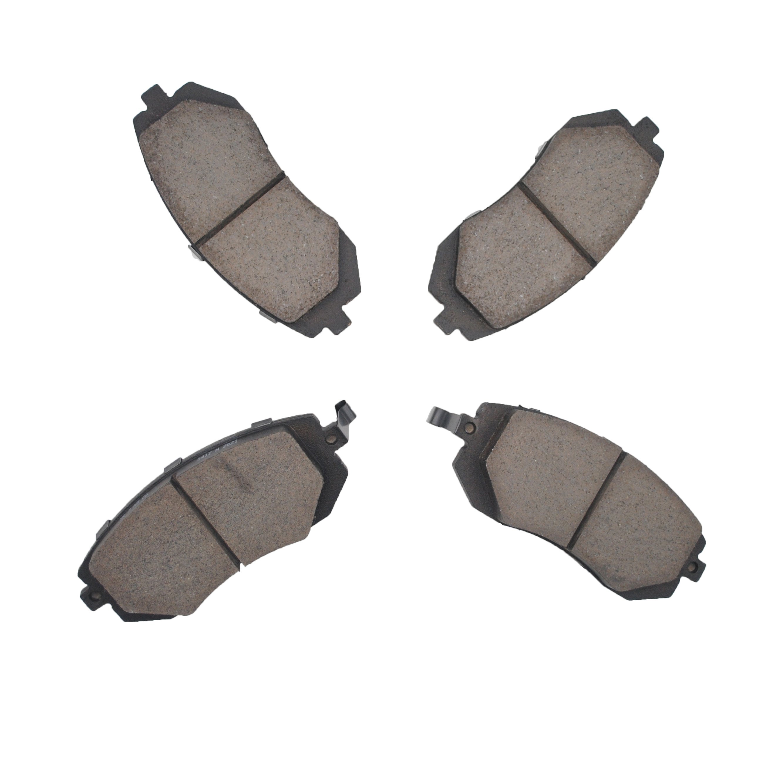0446660030 New Condition Carbon Ceramic Rear Brake Pads for Toyota J1 Front Disc on Ford Mazda Hummer Truck
