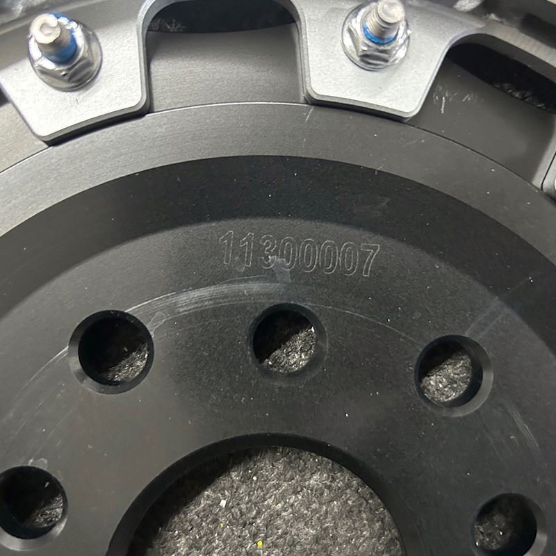 New Custom 4 Pot Brake Caliper Brake Kit Upgrade for Mercedes AMG Toyota Vios