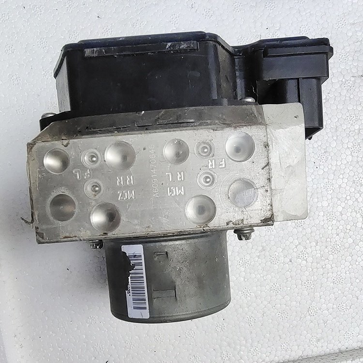 Best Quality Dismantling ABS Pump Assembly for Chery QQ6 S21-3550010 &Tiggo3 Chery Cars Auto Parts T11-3550010CA