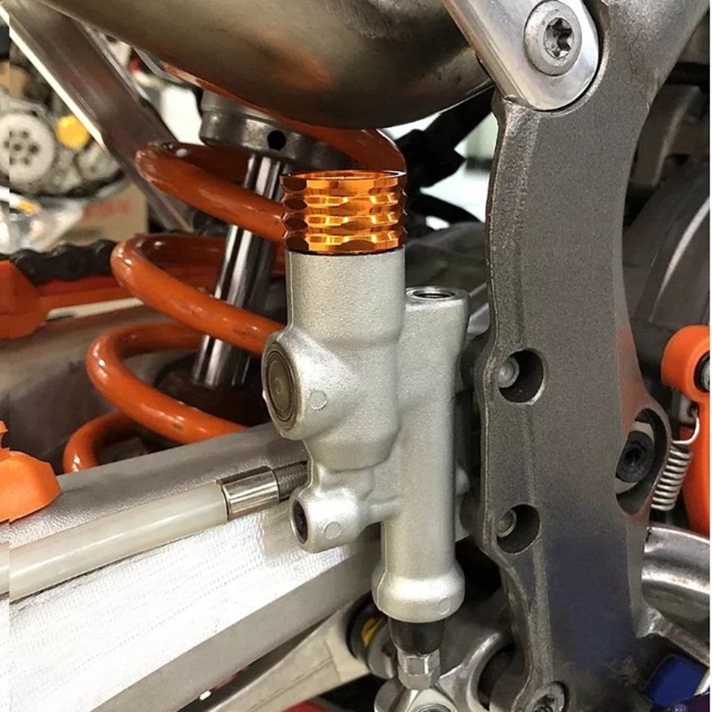 Rear Brake Reservoir Extender Stainless Steel Cylinder Cover Cap for KTM 125 150 250 350 450 530 SX SX-F XC XC-W EXC EXC-F SMR