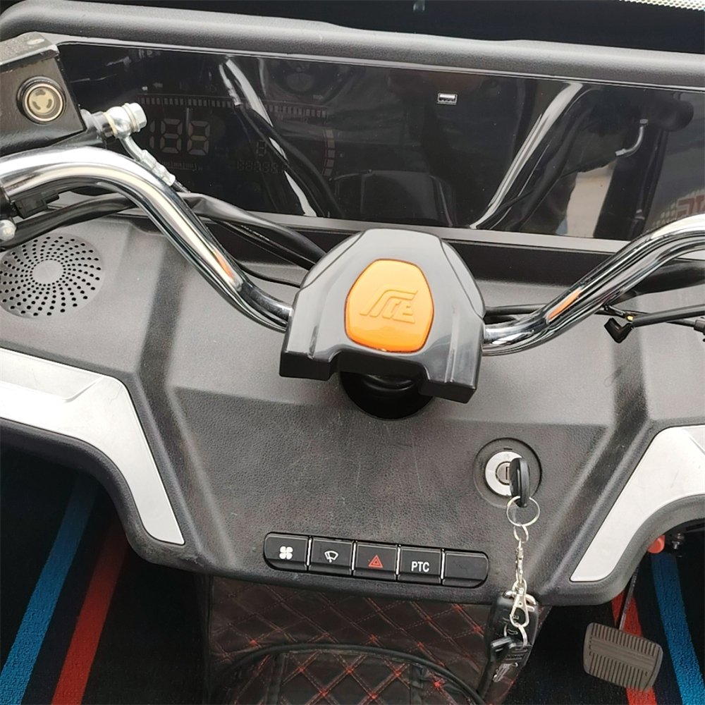 DAYNAG 150cc 200cc Three-Wheel Electric Motorcycle Closed Body Motorized 70km/h Speed for Passengers Price Tricycle
