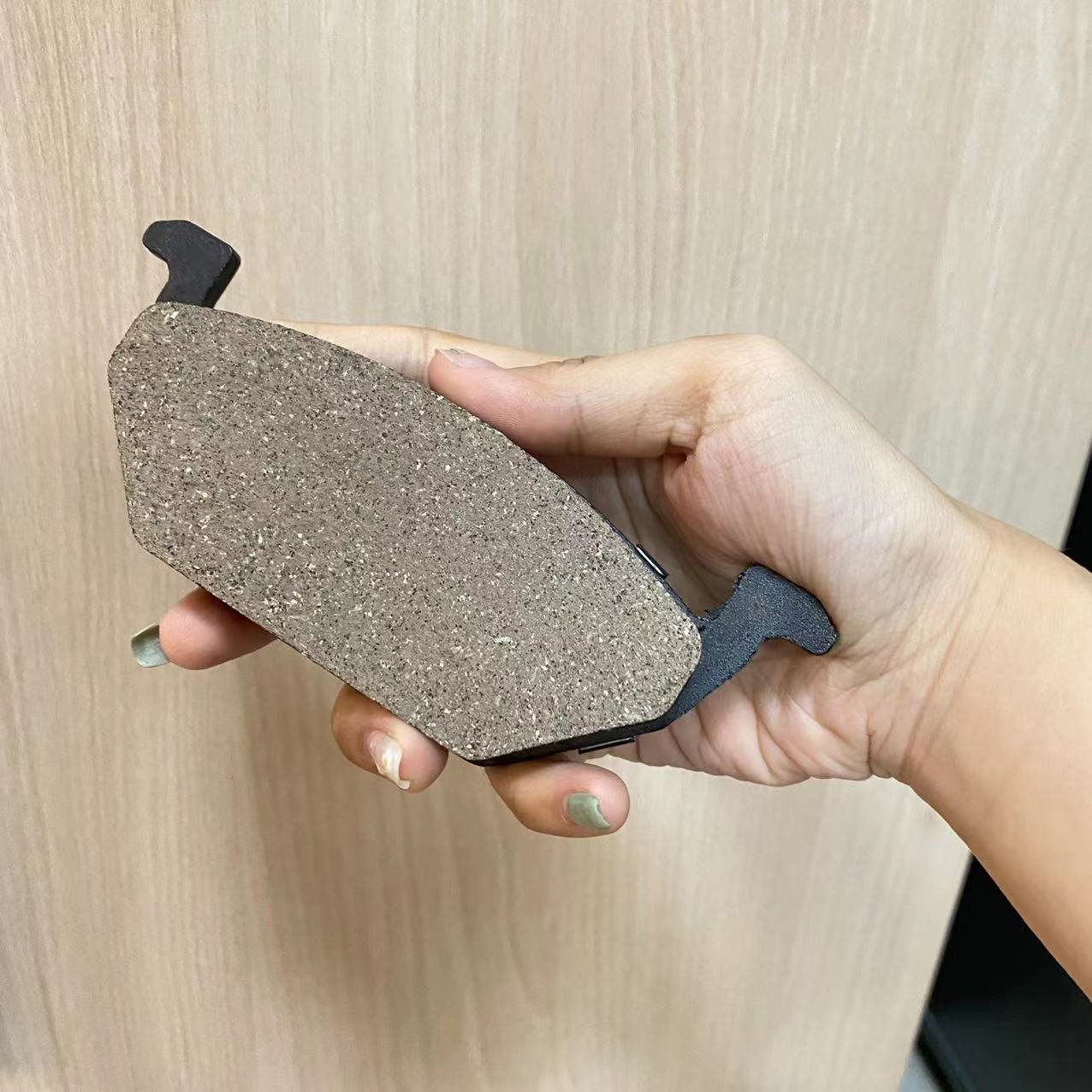 TATK OEM Auto Brake Pad for VW BORA GOLF 2010 JETTA NEW BEETLE Audi A3 A6 A8 Ceramic Car Disc Break Pad 1J0 698 151E D768 3107