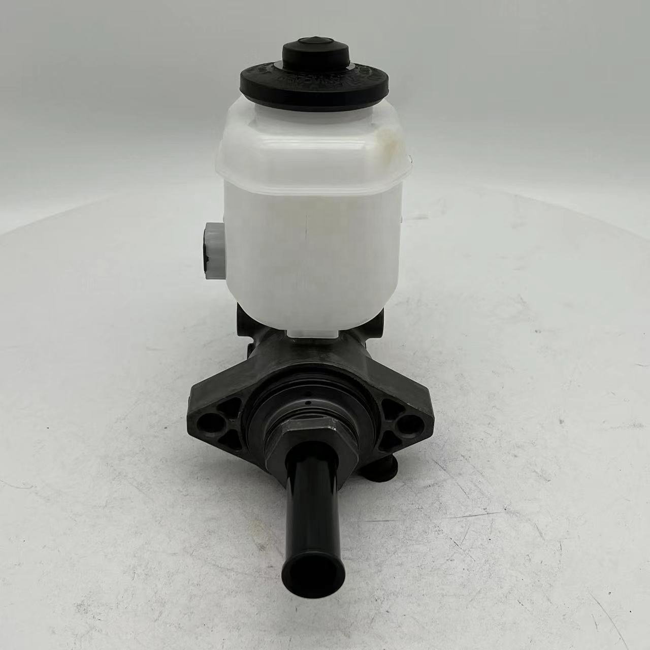 Best-selling Brake Master Cylinder for TOYOTA OEM Number 47207-0C010
