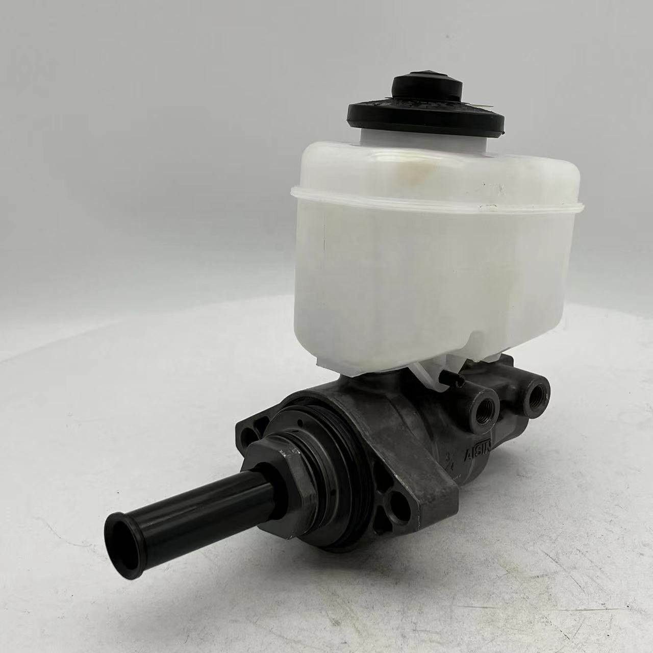 Best-selling Brake Master Cylinder for TOYOTA OEM Number 47207-0C010