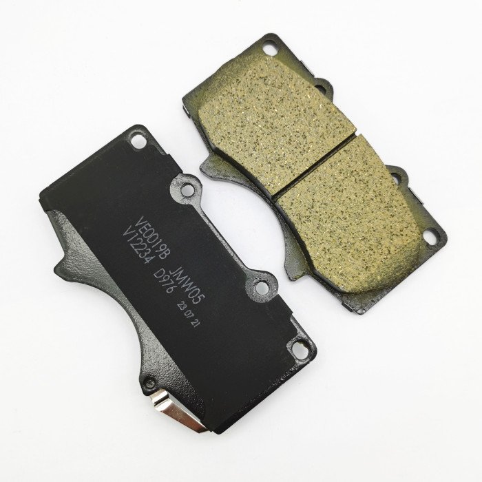D976 2005-2020 TOYOTA TACOMA FRONT CERAMIC BRAKE PADS GENUINE OEM NEW 04465-AZ200 04465-35290