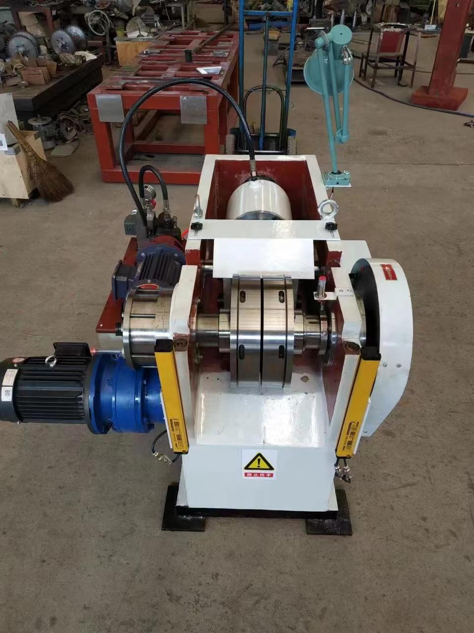 Industrial Brake Shoes Adjusting Manufacturing Machine Making Production Line Equipment