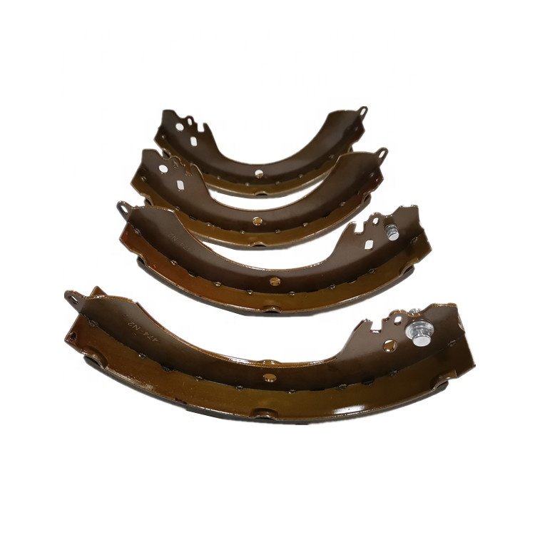 Excellent Quality Japanese Car Spare Chassis Parts Brake Shoe OEM 04495-BZ180
