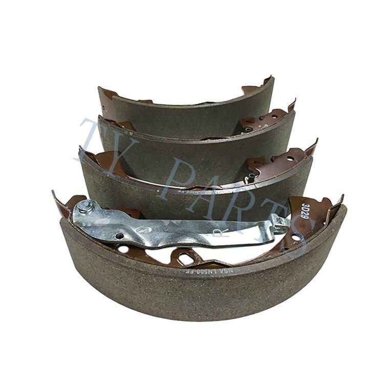 4WD Pickup Auto Rear Drum Brake Shoe Set 04495-0K120 for 1GD 2GD KUN51 GUN126