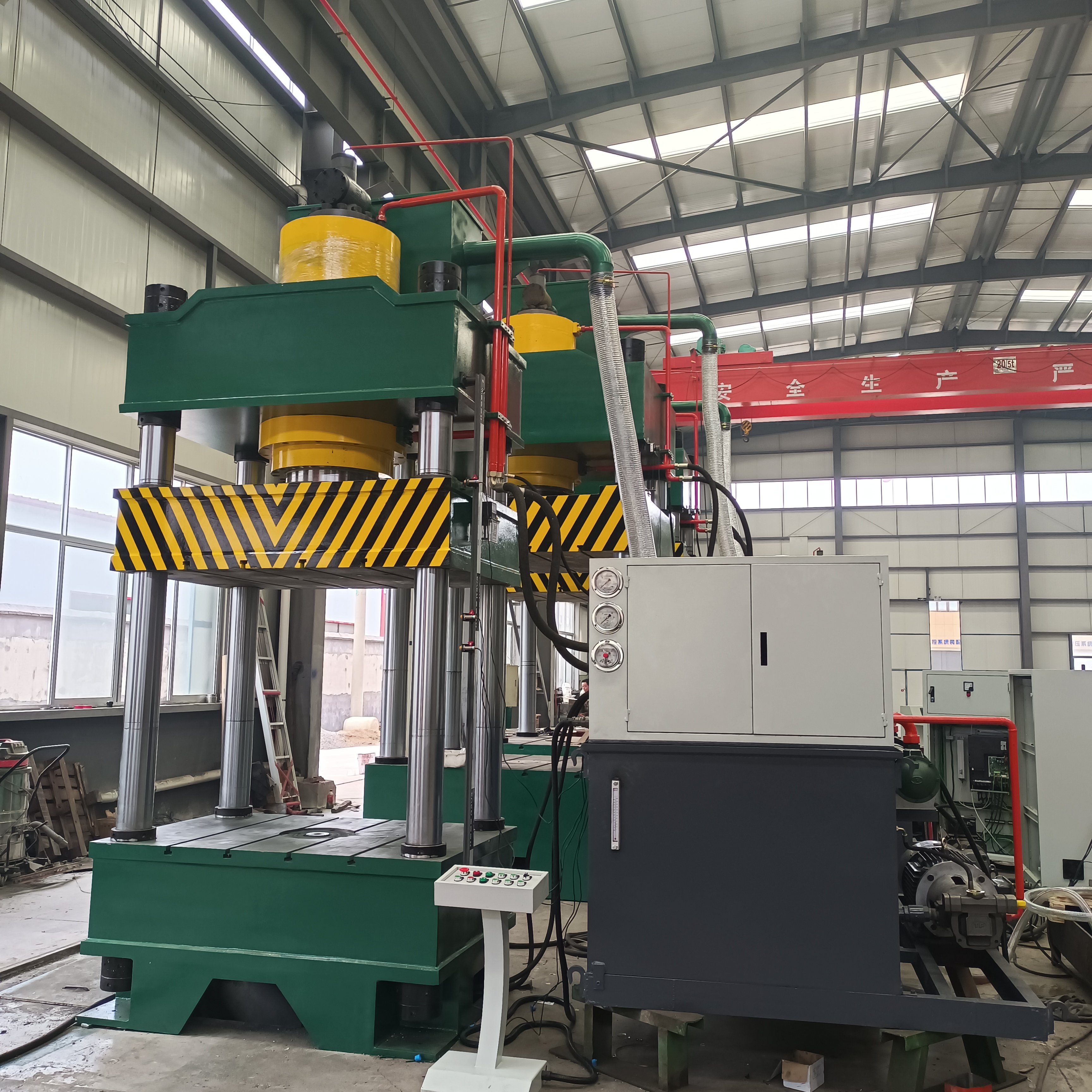 Factory Wholesale Proper Price Four Column Hydraulic Cylinder Press Moulding Machine for Press Brake