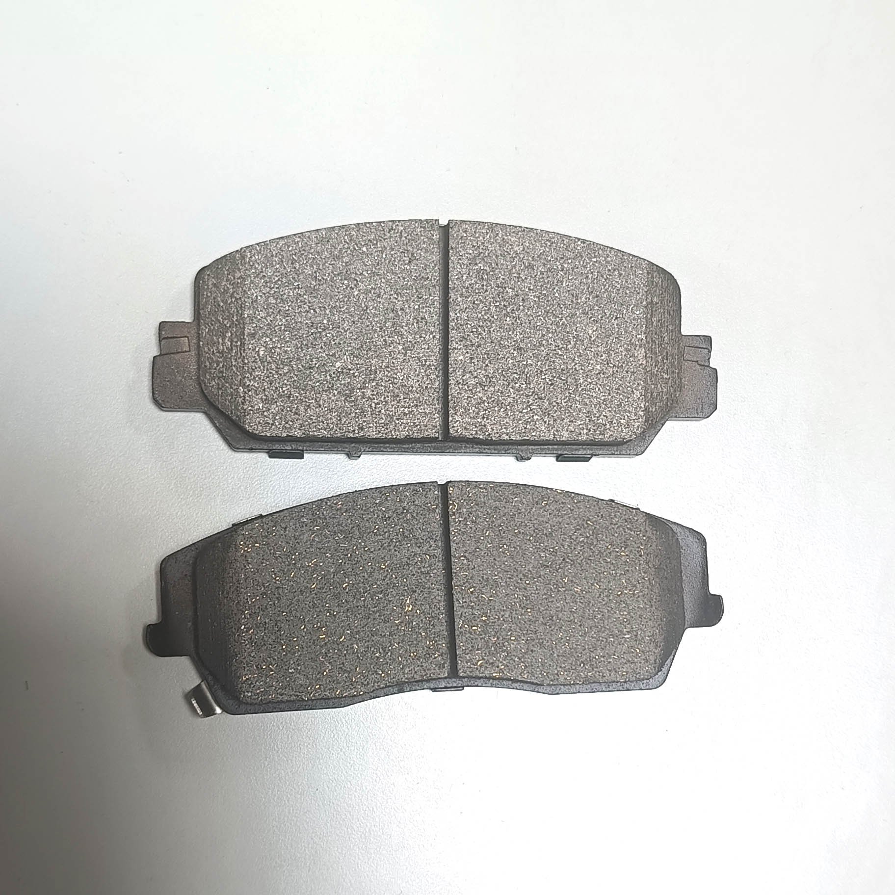 Factory Wholesale Brake Pads Front Disc Semi-metal Brake Wholesale Brake Pads for Cars No Noise Spare Parts D2036 45022-TLA-A01
