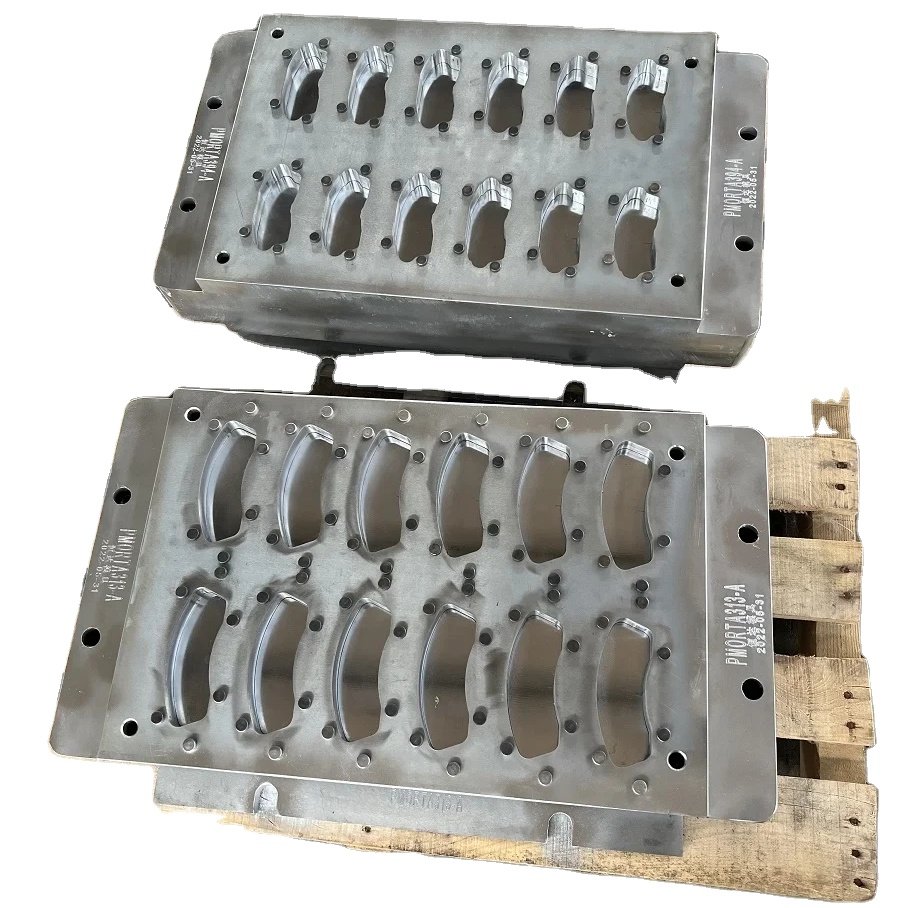 High Quality Wear Resistance Brake Pad Making Machine Mold Raw Materials Brake Pads for Toyota