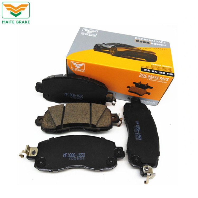 Auto Brake Pad D1650 OE D1060-3TA0A and D1060-3TS0A for NISSAN Altima 2013-2014 NISSAN Leaf 2014-2015
