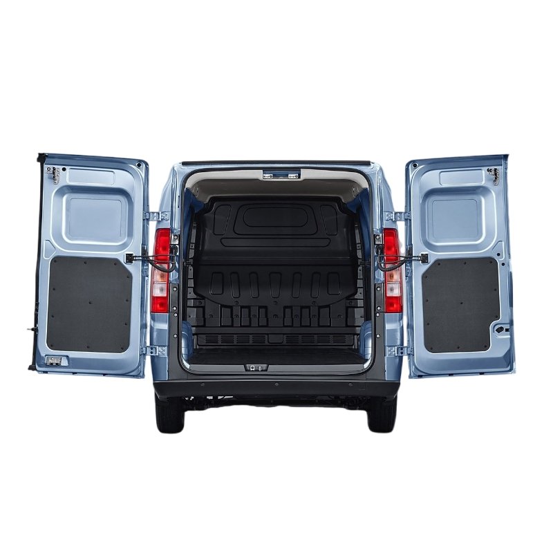 Large Cargo Space Responsive Braking System Electric Steering Light Cargo Truck for Ruichi New Energy Ec75