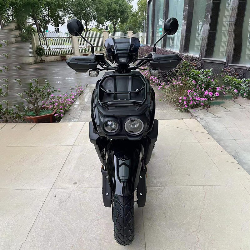EPA DOT Certificate Tank150cc &200cc Gasoline Motorcycles air Cooled Front Disc Brake EFI Max Speed 95km/h Powerful Gas Scooter