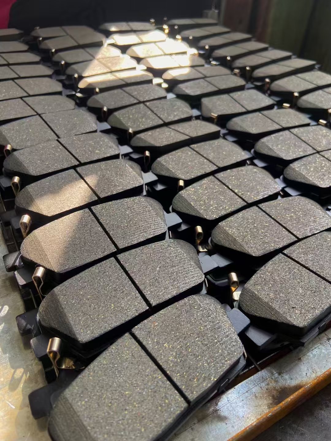 Factory Direct Sales New Various Car Brake Pads Customizable for Abarth AC Semi-Metal and Ceramic Material