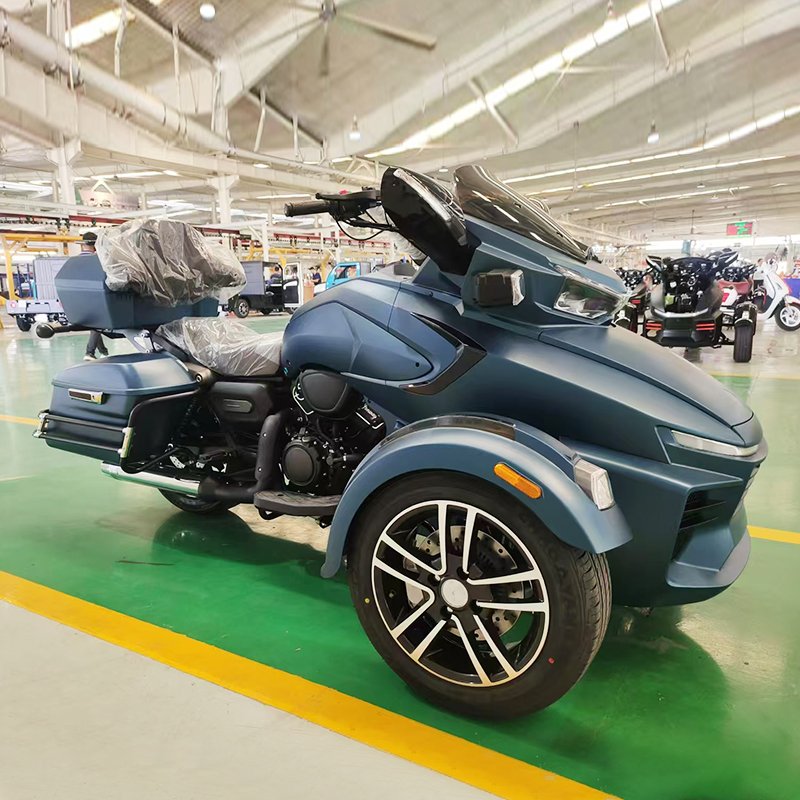 EPA & EEC Certified 400CC Customizable Reverse Three-Wheel Gas Scooter 240kmh Max Speed CBS Disc Brake for Long Distance Travel