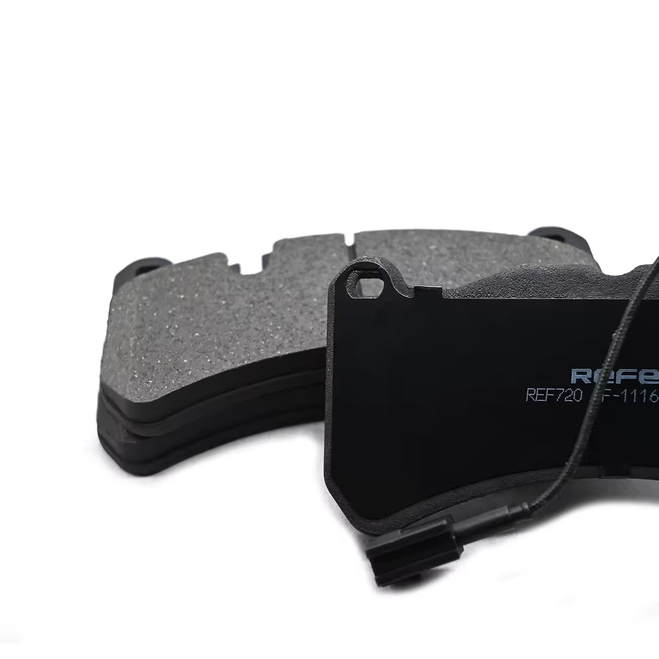 High Quality Auto Parts Brake Pad Factory D1116-8222 0044205020 0054203920 for Mercedes-Benz CLK Front Ceramic Brake Pad