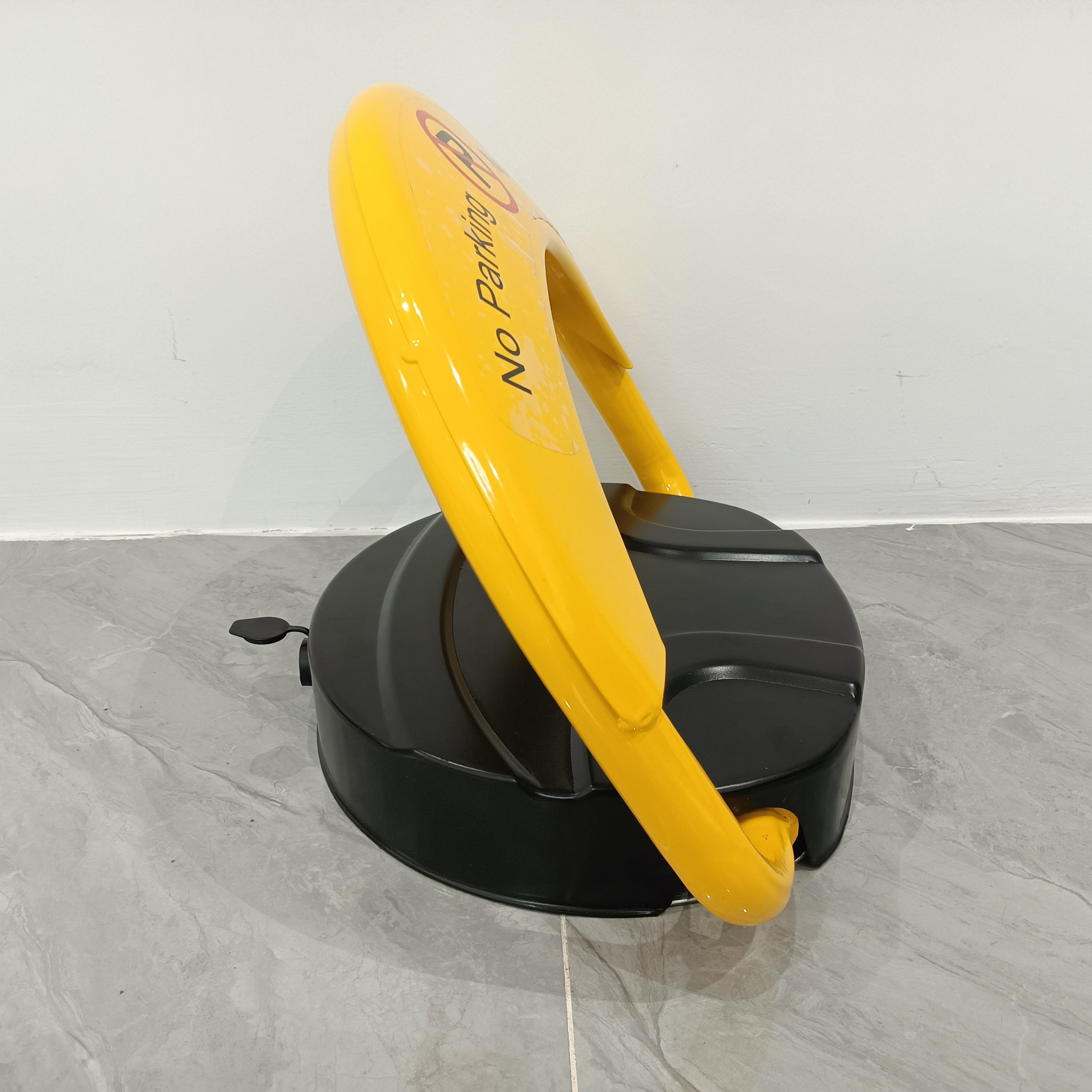 Remote Controlled Waterproof Equipment Smart Parking Bay Barrier Car Parking Lock
