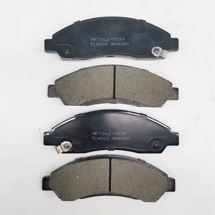 OE Quality 97329333 Ceramic Front Brake Pad D1039 for ISUZU D-MAX GMC HOLDEN Great Wall CHEVROLET (GM)