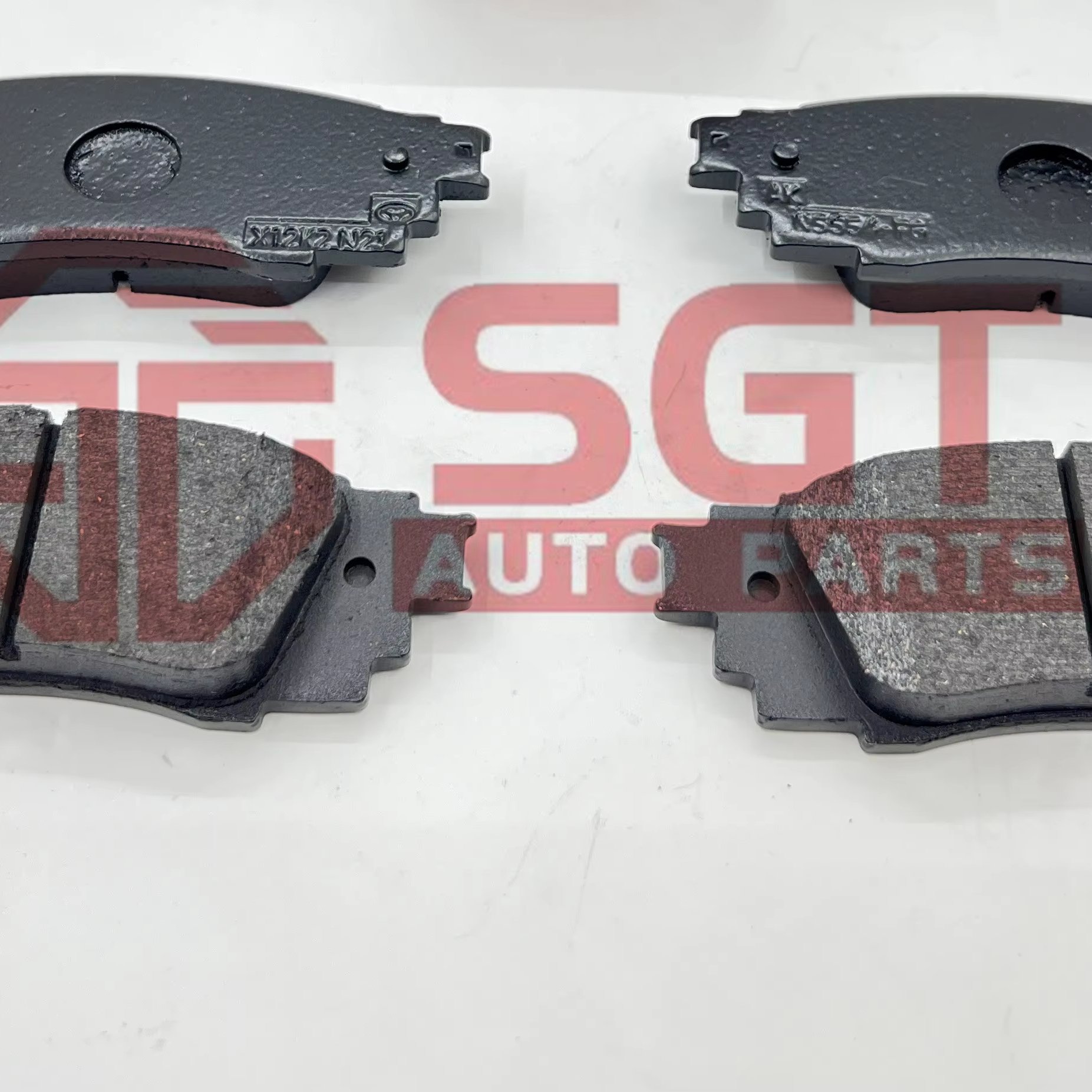 Wholesale New Condition Rear Axle Brake Pads for Toyota Car Model Engine Model 04466-48160