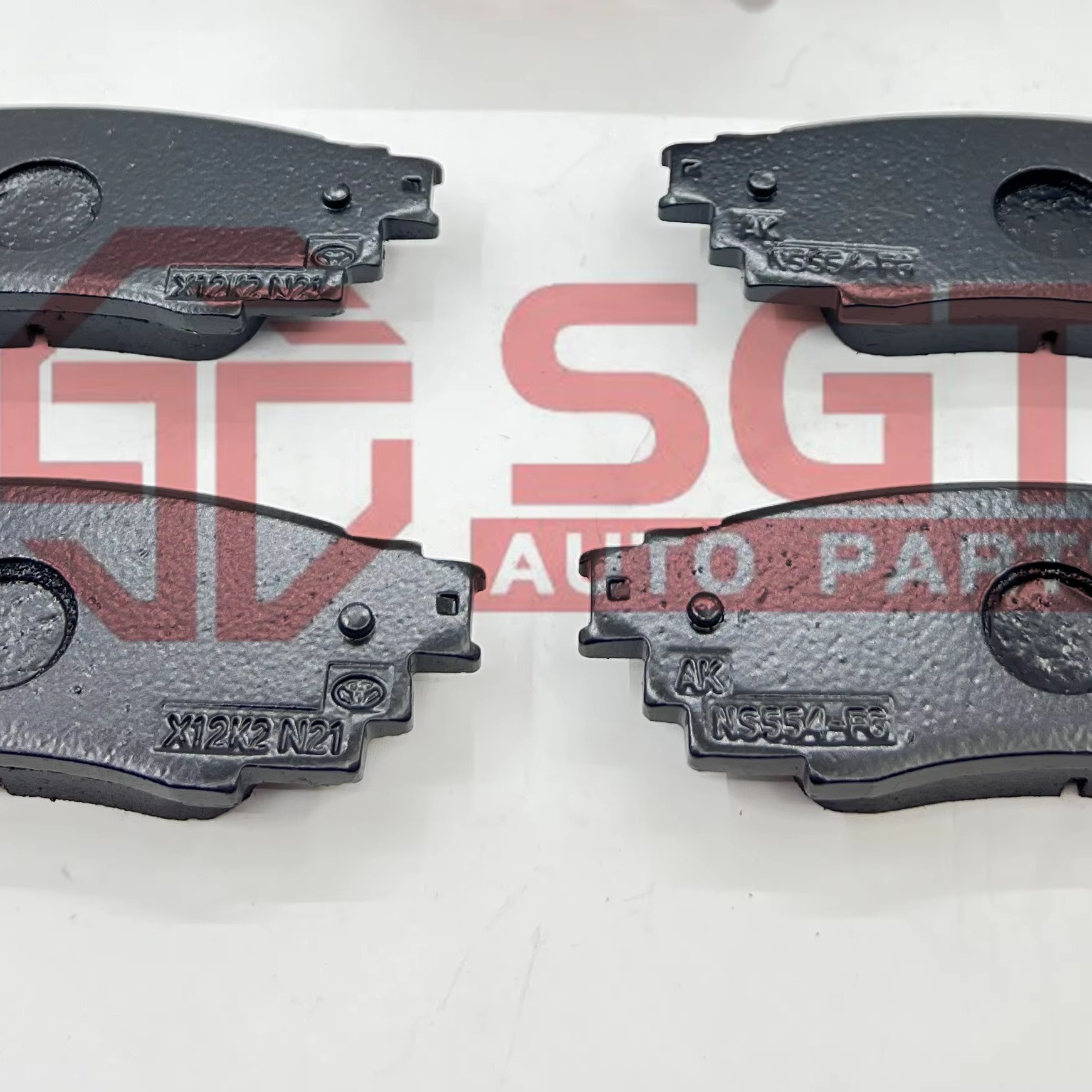 Wholesale New Condition Rear Axle Brake Pads for Toyota Car Model Engine Model 04466-48160