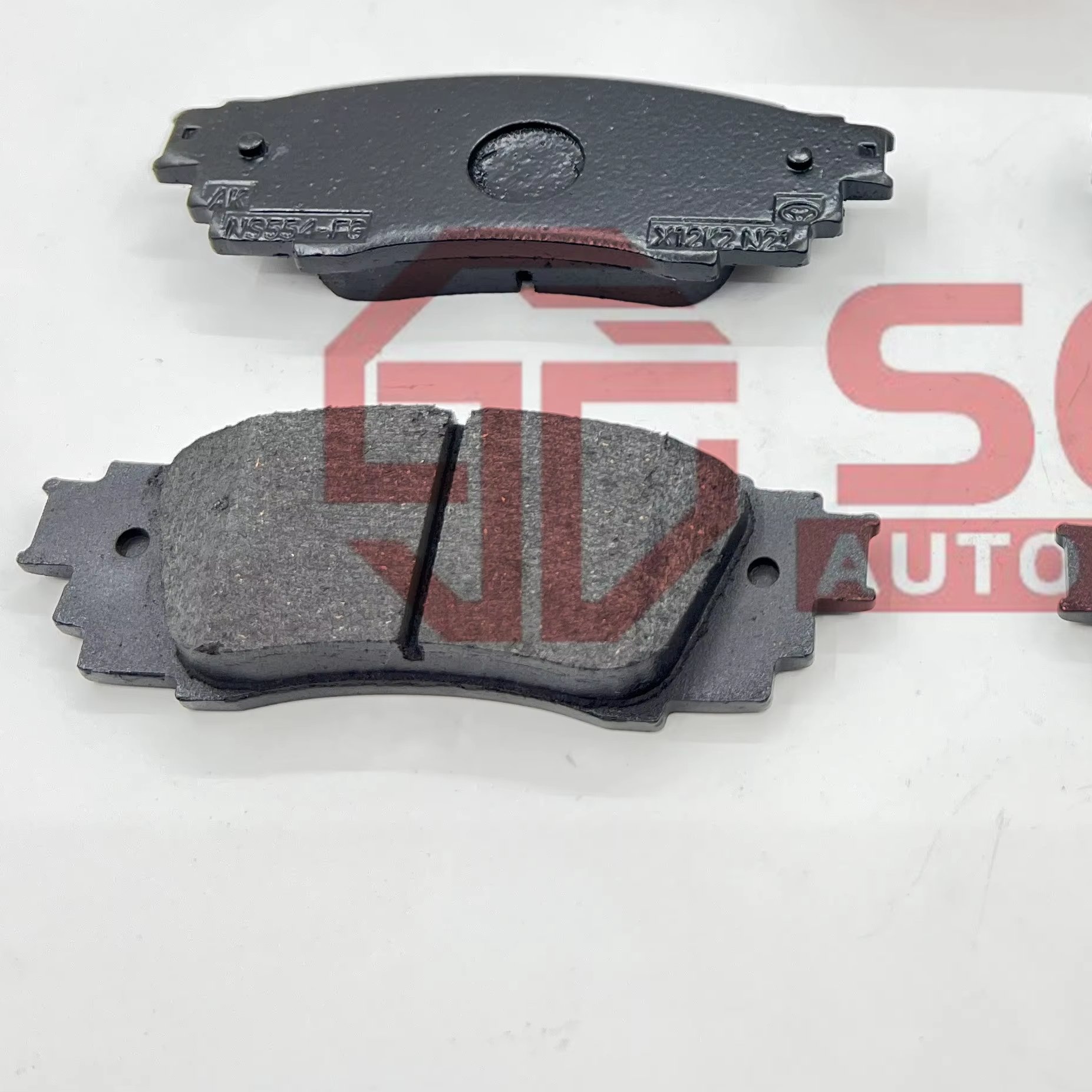 Wholesale New Condition Rear Axle Brake Pads for Toyota Car Model Engine Model 04466-48160