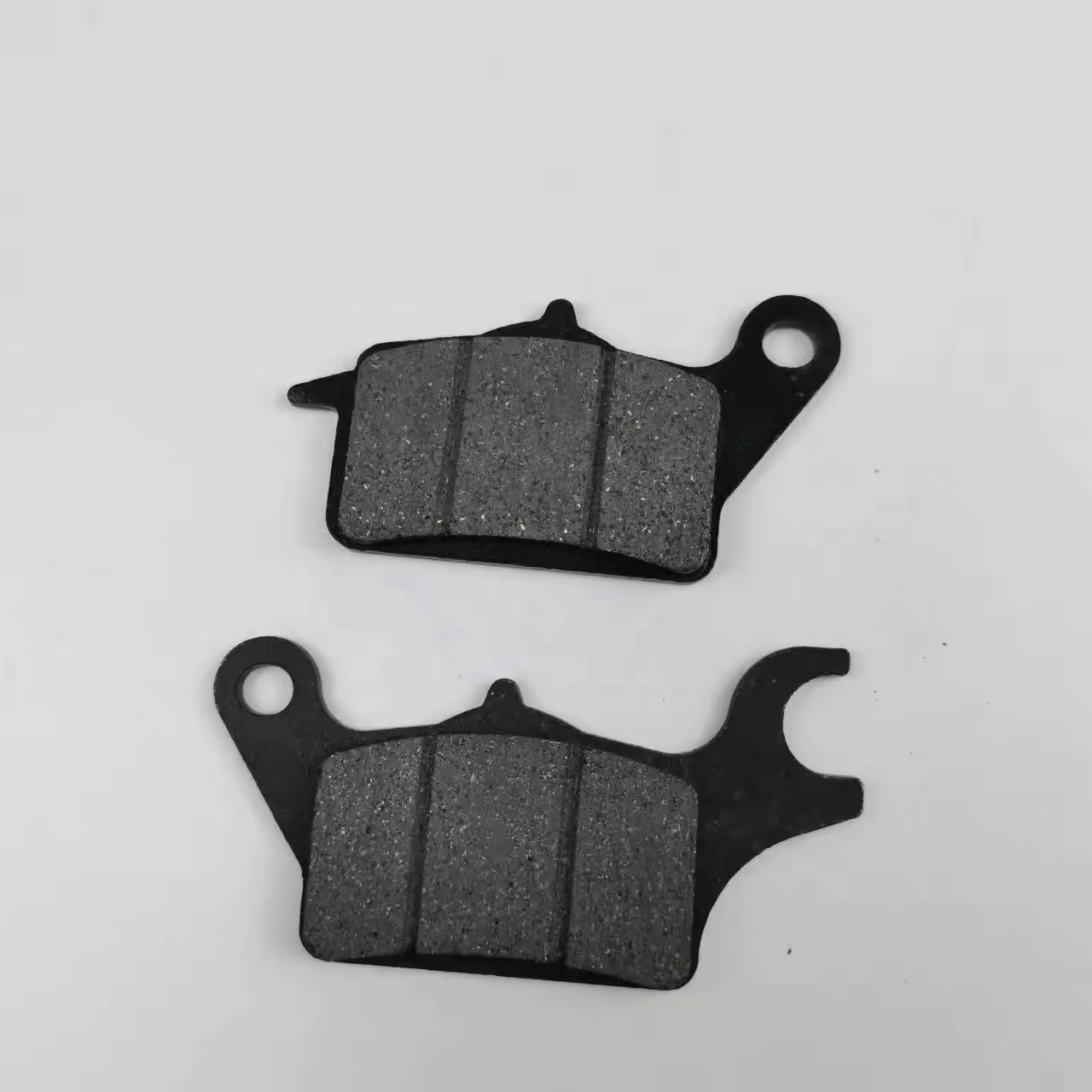 Durable Motorcycle Spare Parts Less Metallic Brake Disc Pads for Yamaha FAZER 150 FACYOR 150