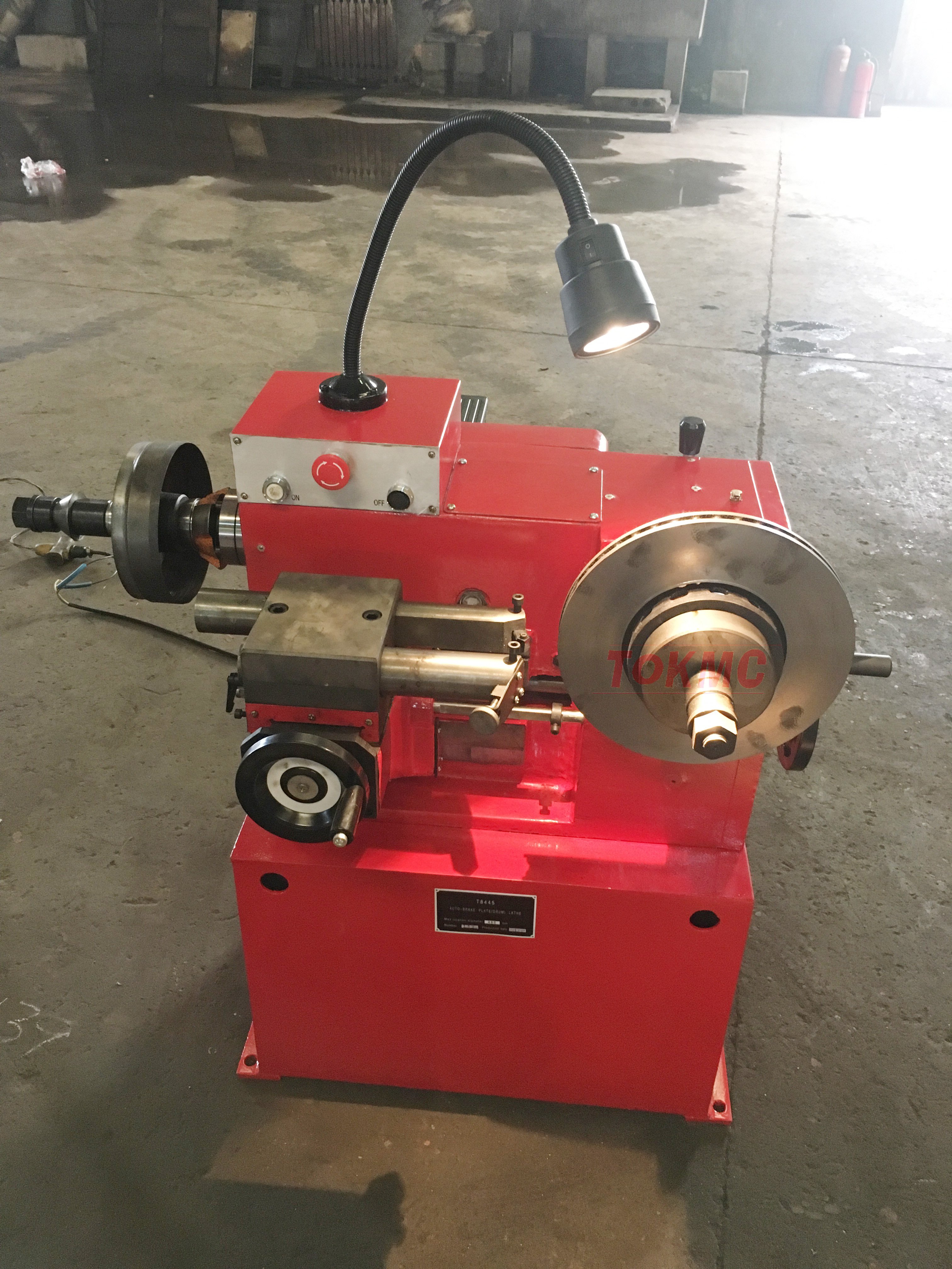Disc Drum Brake Lathe Machine 102-400mm 180-450mm China Tokmc 12
