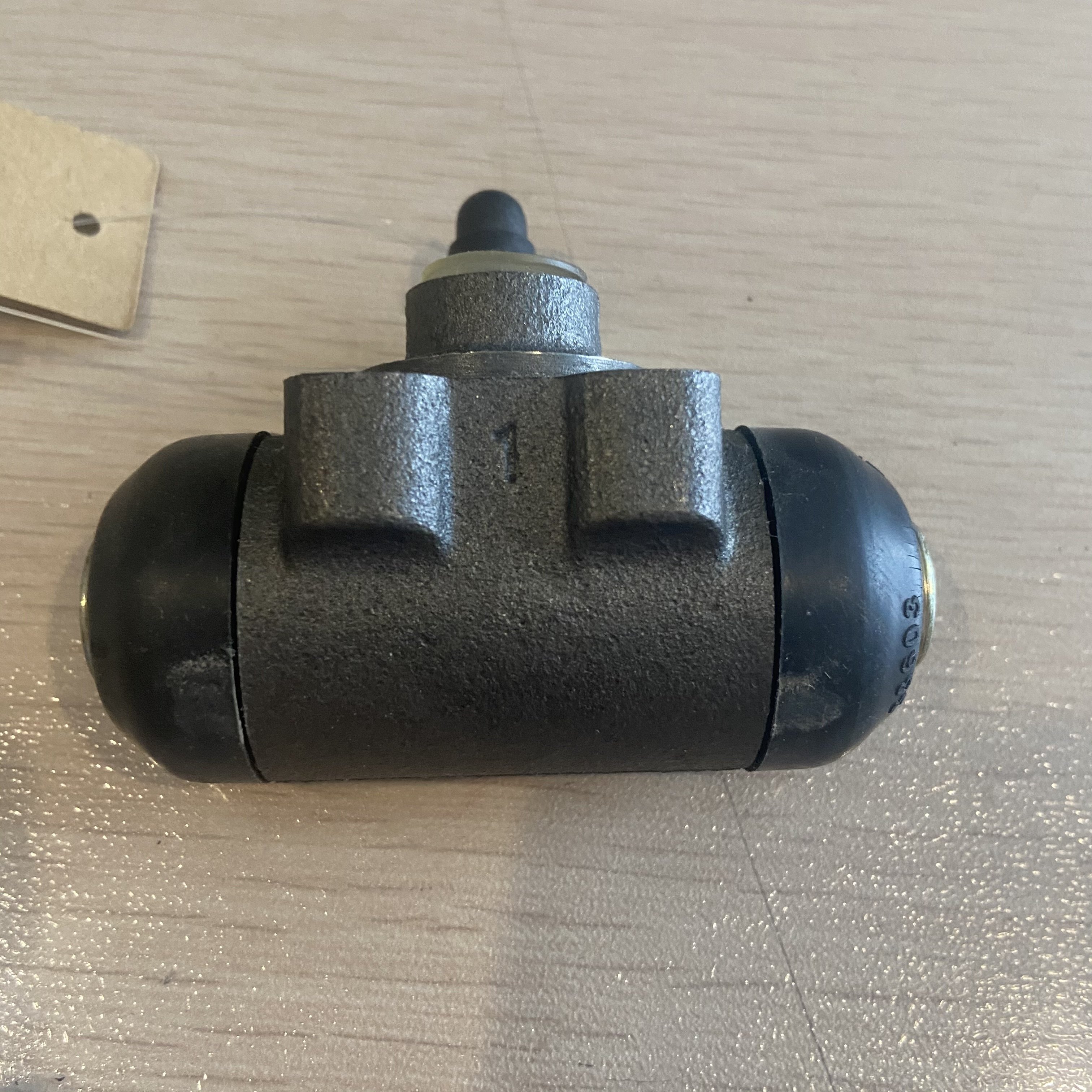 Tricycle Spare Parts Brake Wheel Cylinder for TVS King
