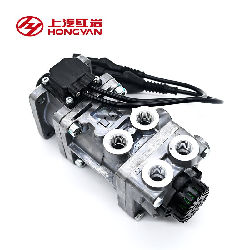 SAIC HONGYAN GENLYON KINGKAN Original Brake Master Cylinder and Foot Valve With Potential Signal Truck Engine Parts