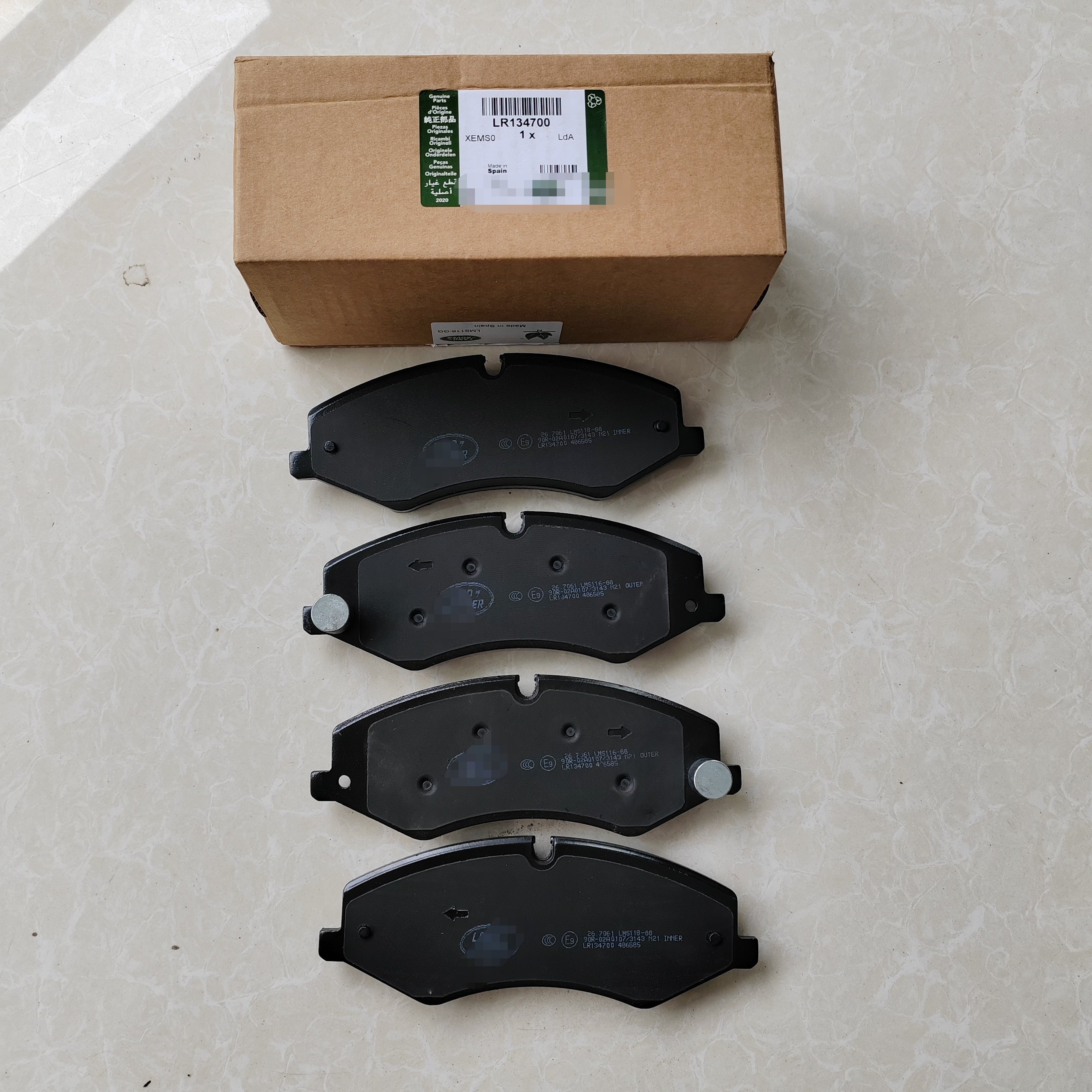 Car Front Brake Pads LR026220 LR134700 for Land Rover Discovery Range Rover Sport