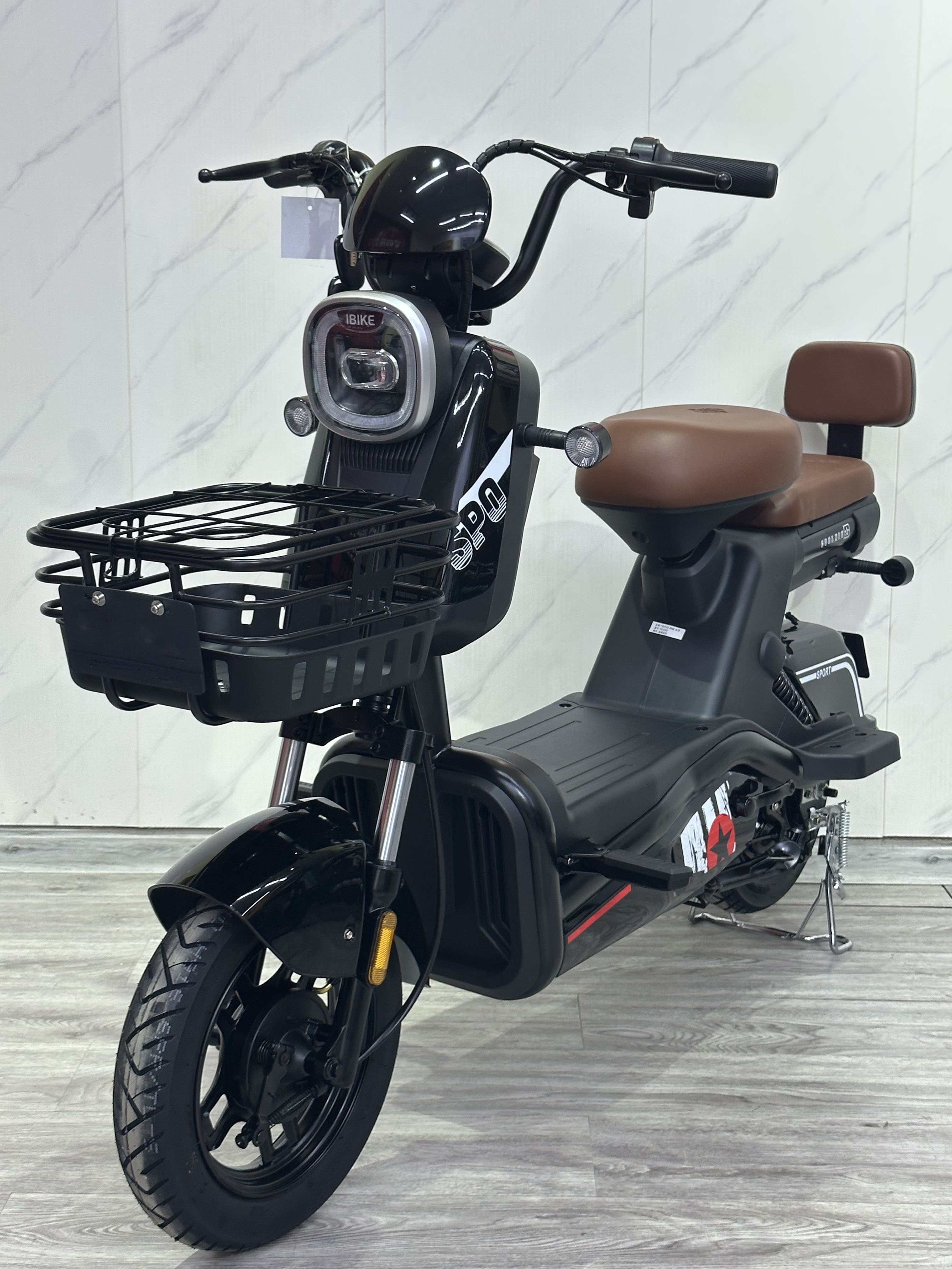 2023 High Quality Cheap 600W 60V 72V Electric Scooter Electric Motorcycles for Adults Electric Bike Scooter