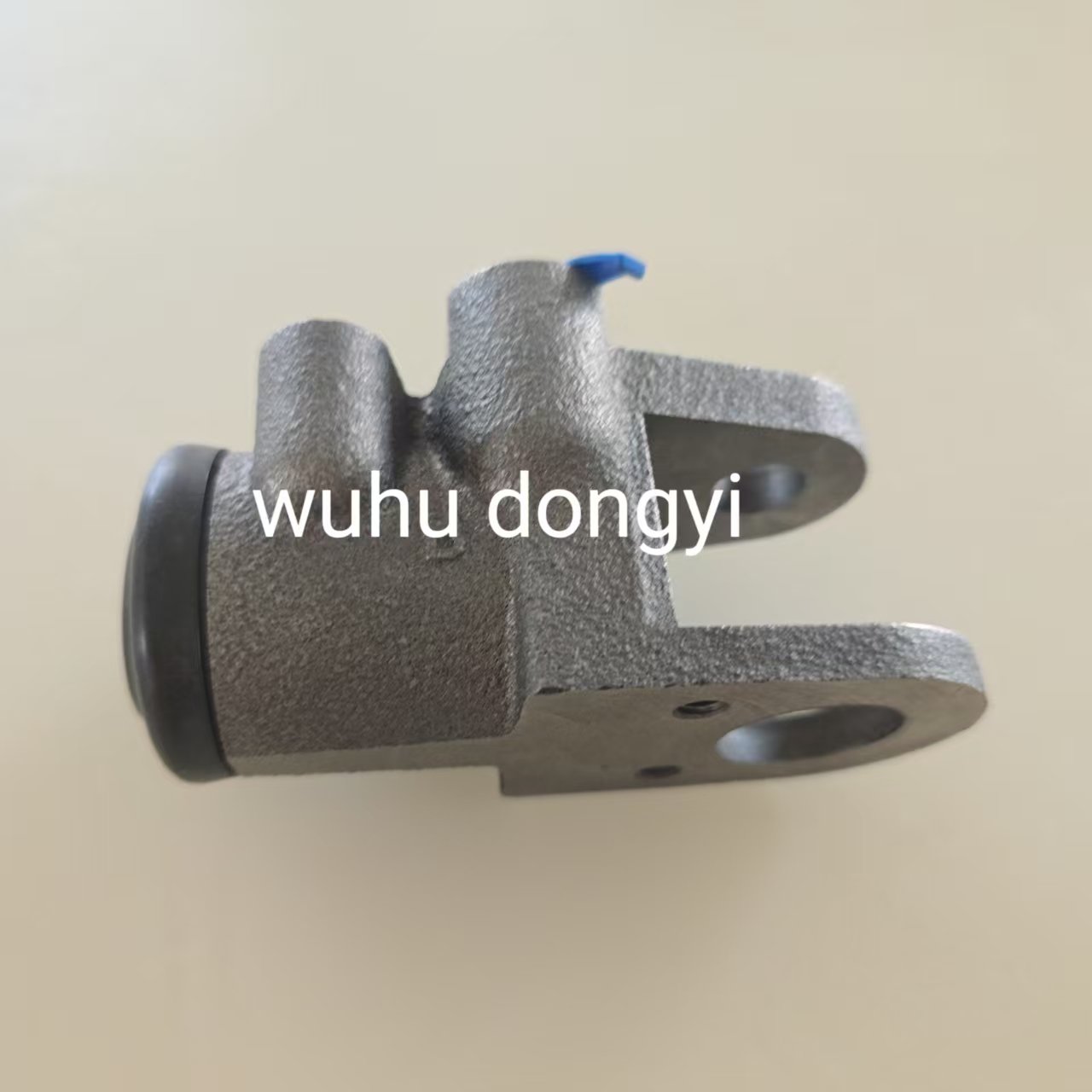 Brake Master Cylinder CLUTCH MASTER CYLINDER 02376797
