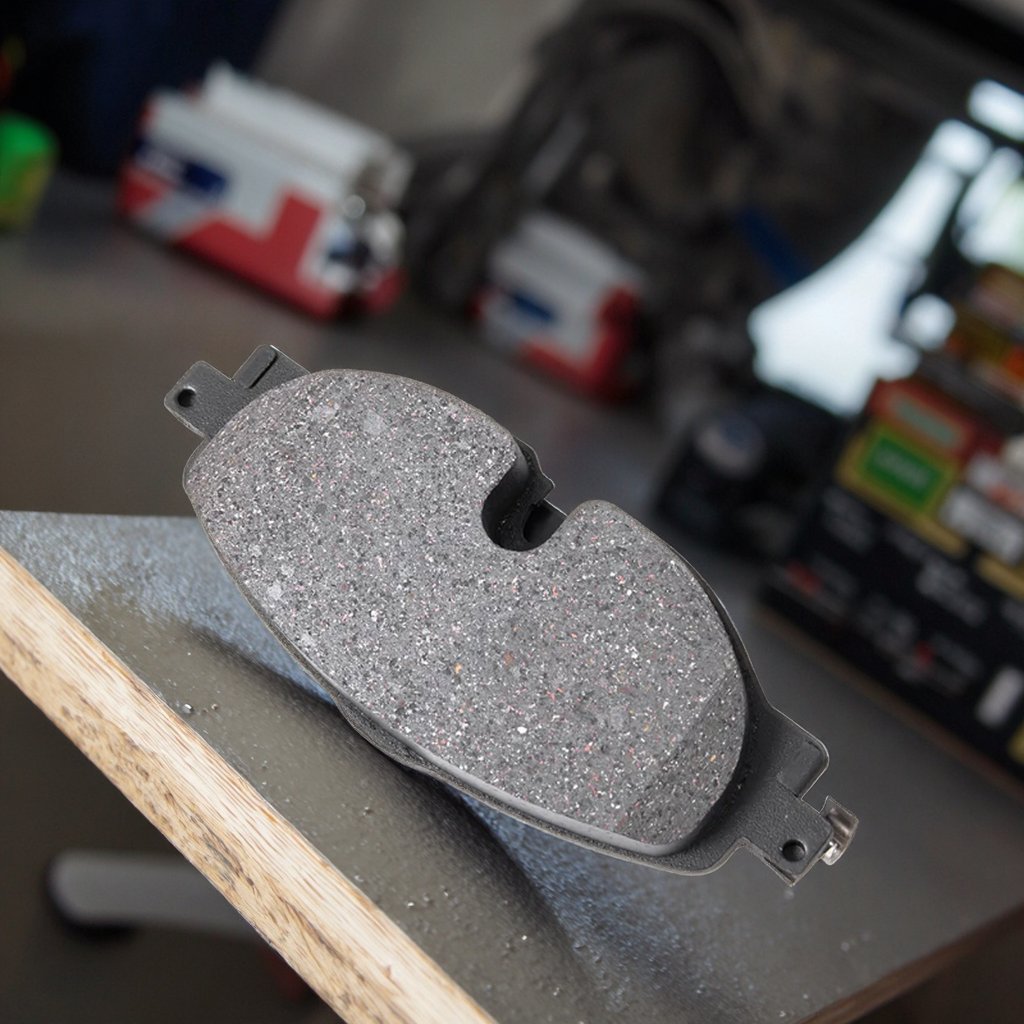 Ceramic Auto Parts Semi-Metal Front Rear Brake Pads Tested for New Used Condition Compatible with