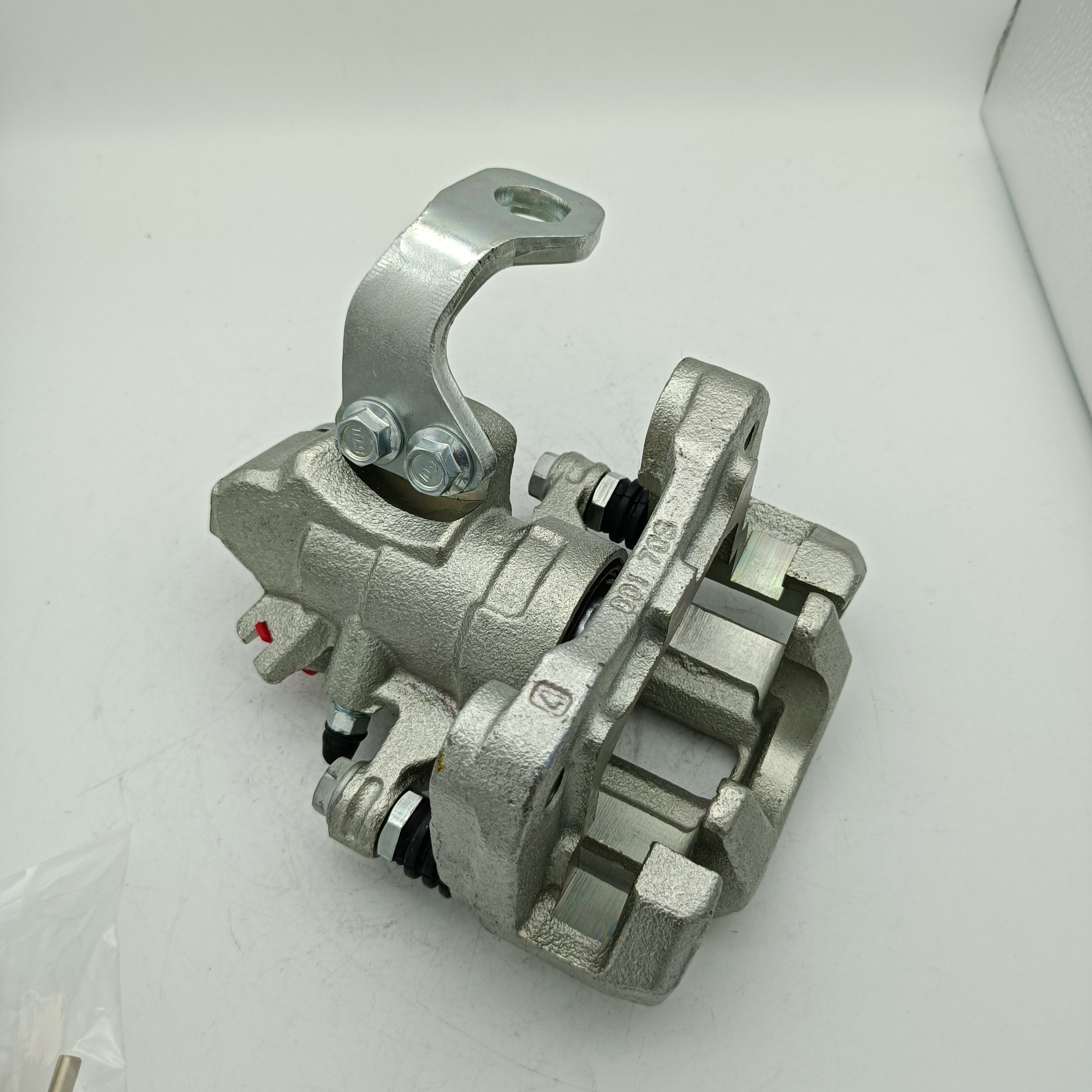 43018-TM5-H01 43018tm5h01 Brake Caliper for Honda Crider 2014-2015 FST-HO-1124