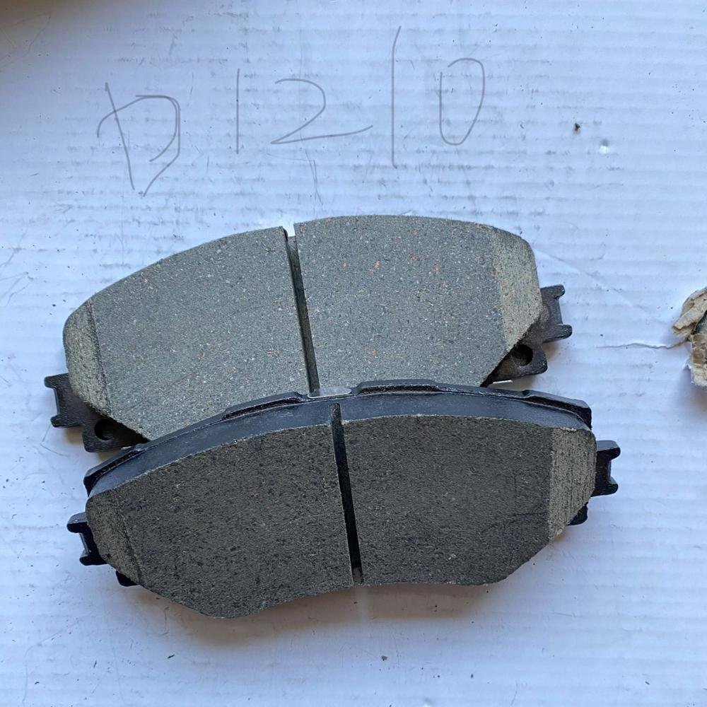 04465-02220 Brake Pads Auto Spare Brakes Parts China Supplier Ceramic Brake Pad for Toyota