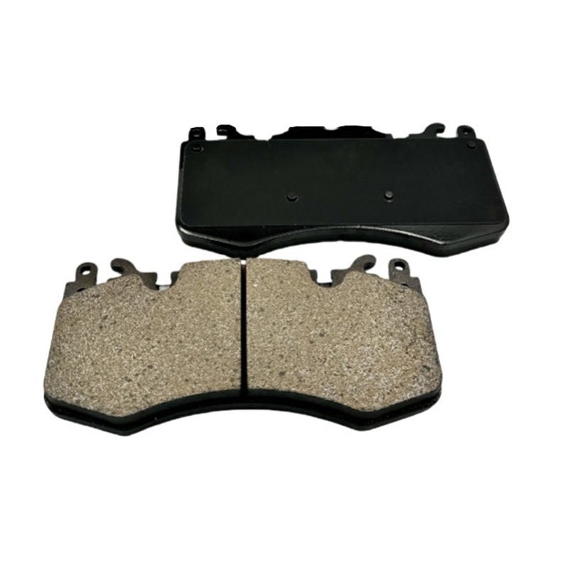 D1426 Brake System No Noise Front Axle Auto Brake Pad LR114004 LR093886 for Land Rover Automotive Spare Parts
