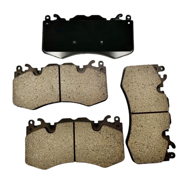 D1426 Brake System No Noise Front Axle Auto Brake Pad LR114004 LR093886 for Land Rover Automotive Spare Parts