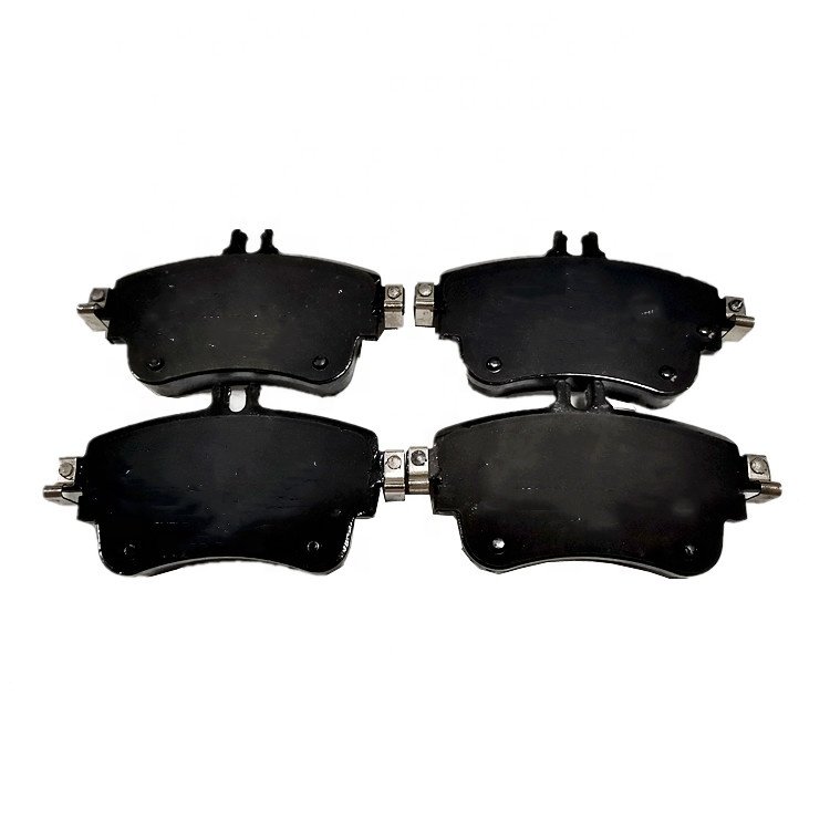China Factory and Suppliers Auto Ceramic Front Brake Pad OEM A0004202902