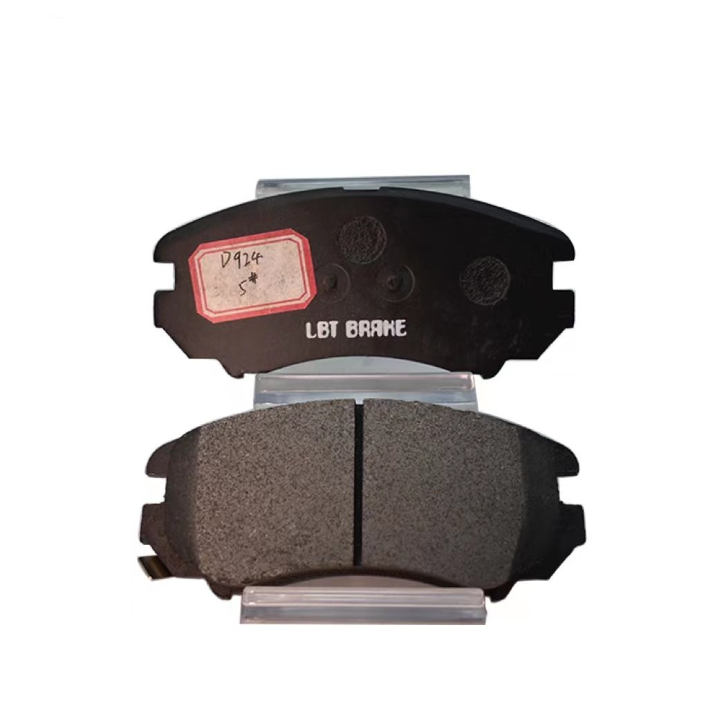 Front Alex Brake Pads Product Line Auto Car Parts 04465-02070 for Hiace Toyota