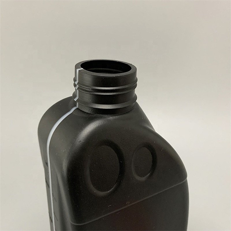 PE Portable square Flat Plastic Pot 1000ml 1L Oil Bottle Car Wash Liquid Antifreeze Lubricant Bottle with Transparent Level Line