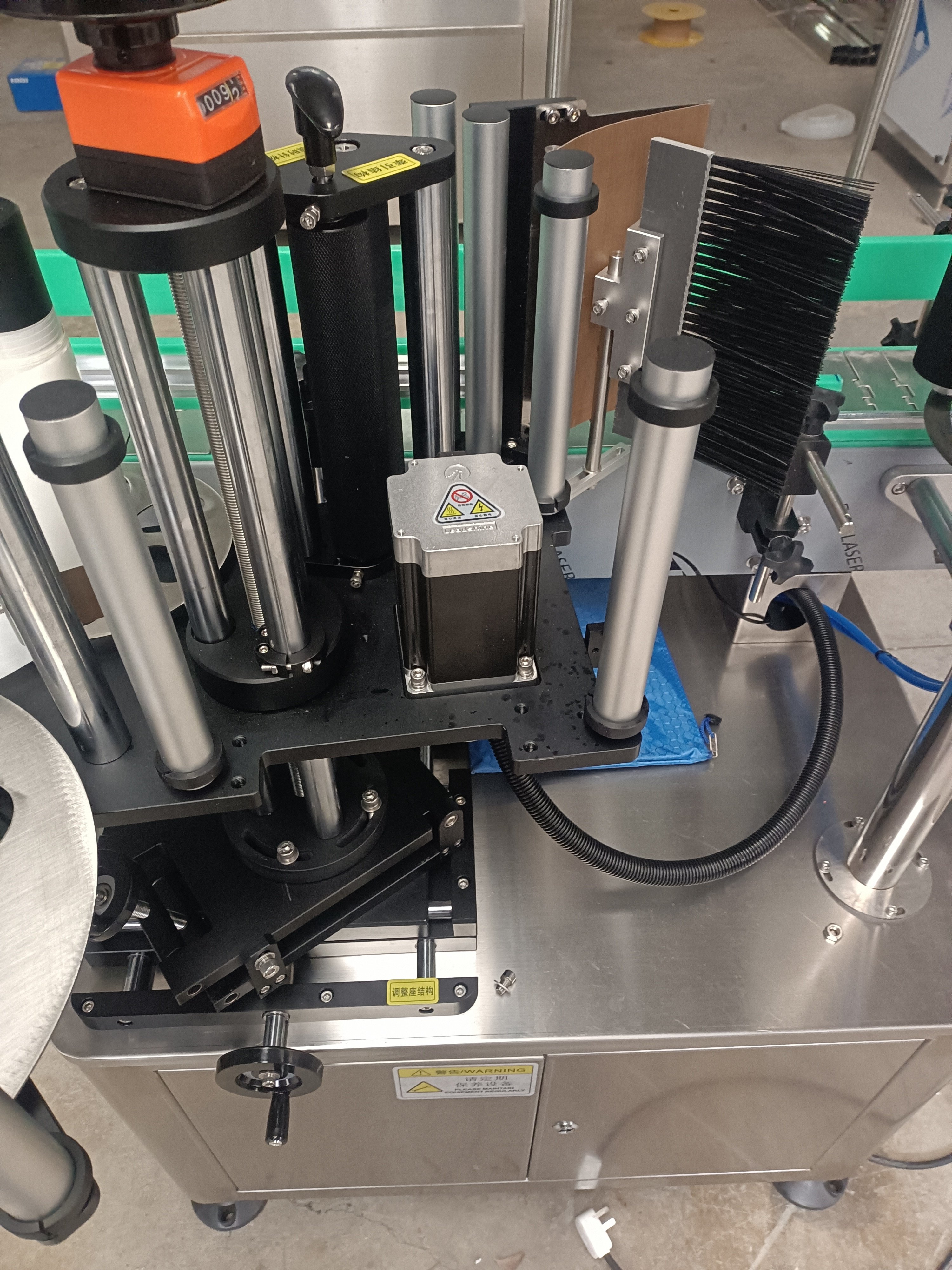 Full Automatic Olive Oil Cream Filling Machine Glass Plastic Bottles Chemical Liquid Production Packing Line PLC Gear Bearing