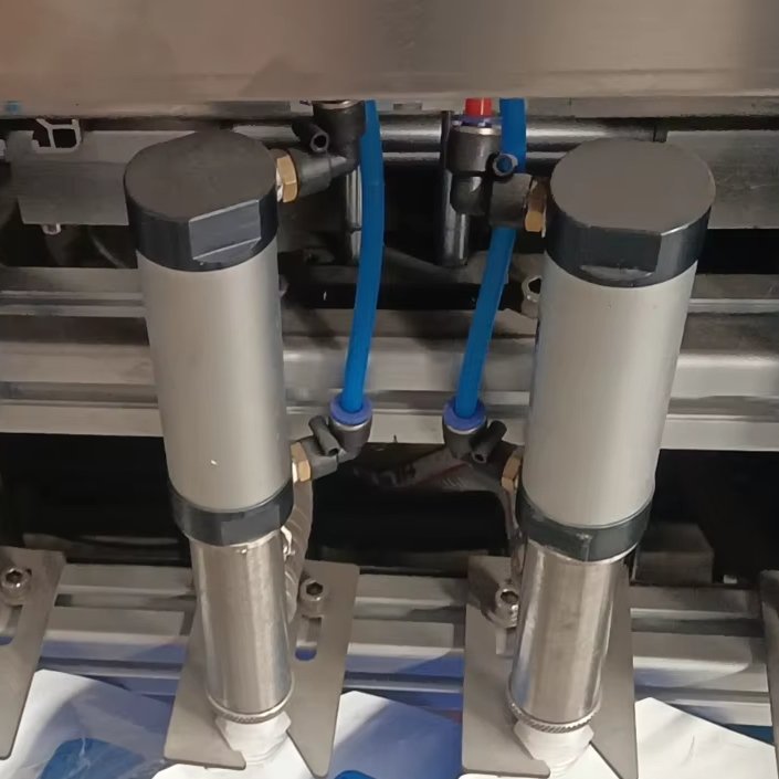 Energy Saving High Speed Automatic Spout Pouch Filling & Capping Machine for Juice and Paste for Plastic Doypack Packaging