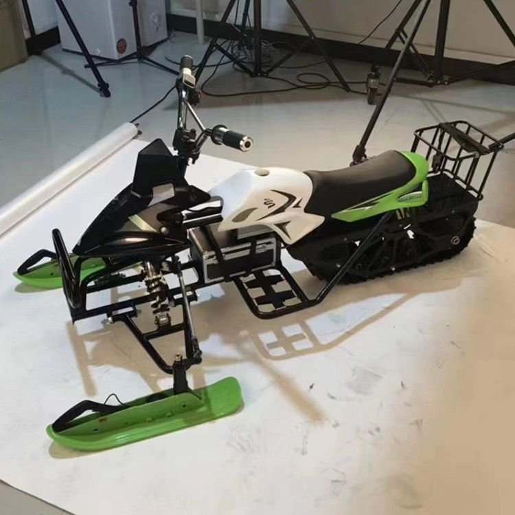 Honggang Factory Supplier Sales Gasoline Snow Sleds for Adults Rubber Track Snow Scooter Electric Snowmobile With Best Price