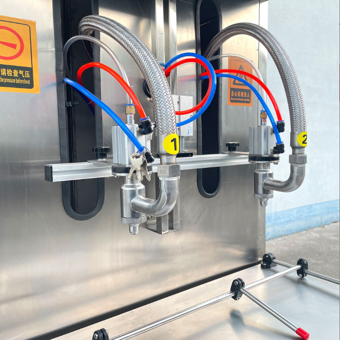 Semi Automatic Antifreeze Fluid Engine Oil Windshield Washing Liquid Bottling Filling Machine Adjustable 1L-5L