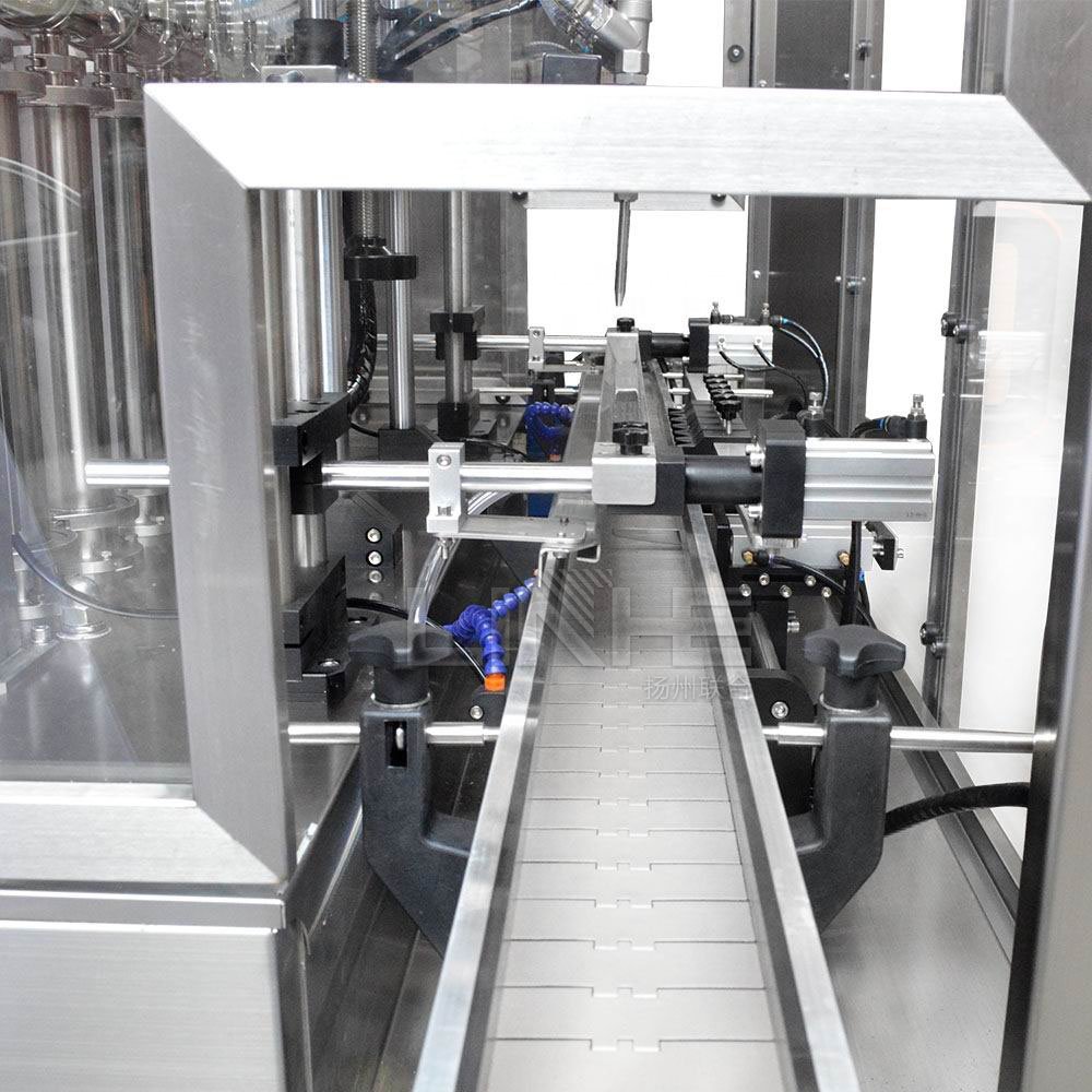 Yangzhou LINHE Full Automatic Servo Motor Control Piston Pump Bottle Cream Filling Machine for Lotion Shampoo with 6 Nozzles