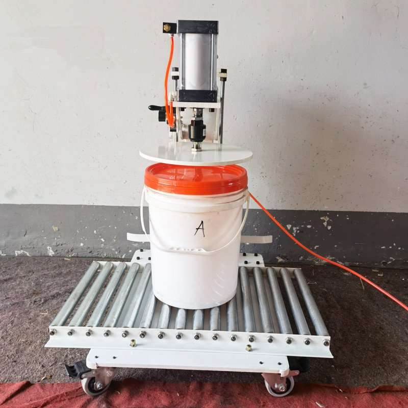 Manual Pneumatic Lubricating Oil Drum Chemical Drum Paint Bucket Antifreeze Barrel Plastic Bucket Capping Machine